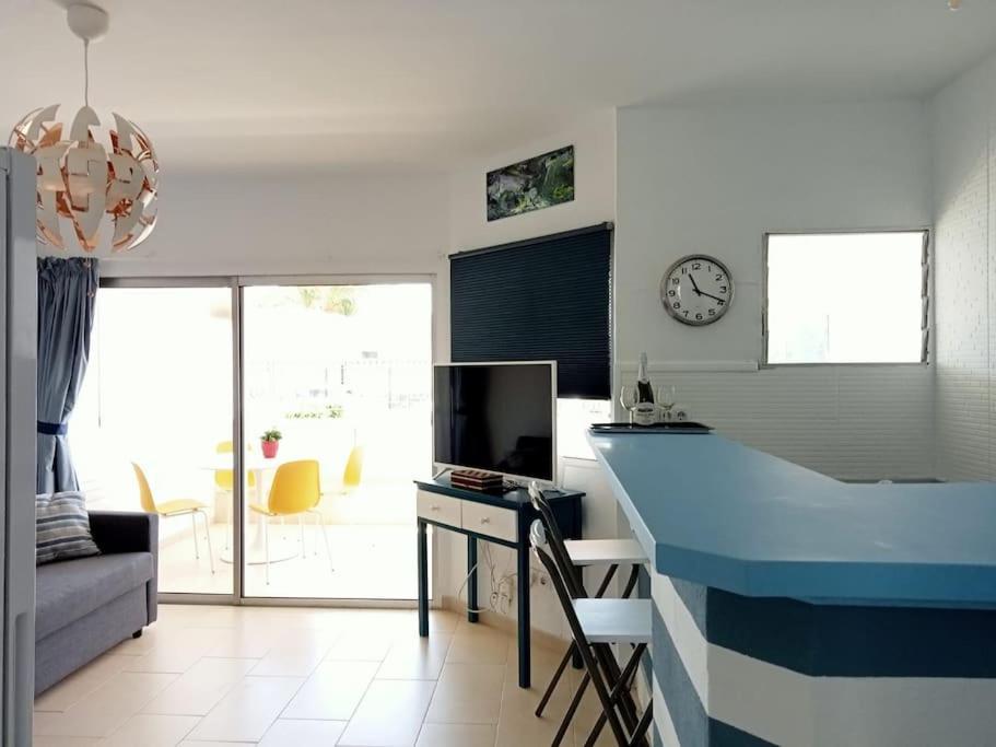 Apartment With Large Terrace, 10 Meters From Playa De Las Burras San Bartolomé Kültér fotó